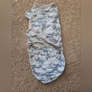 SwaddleMe Soft Blue Infant Wrap